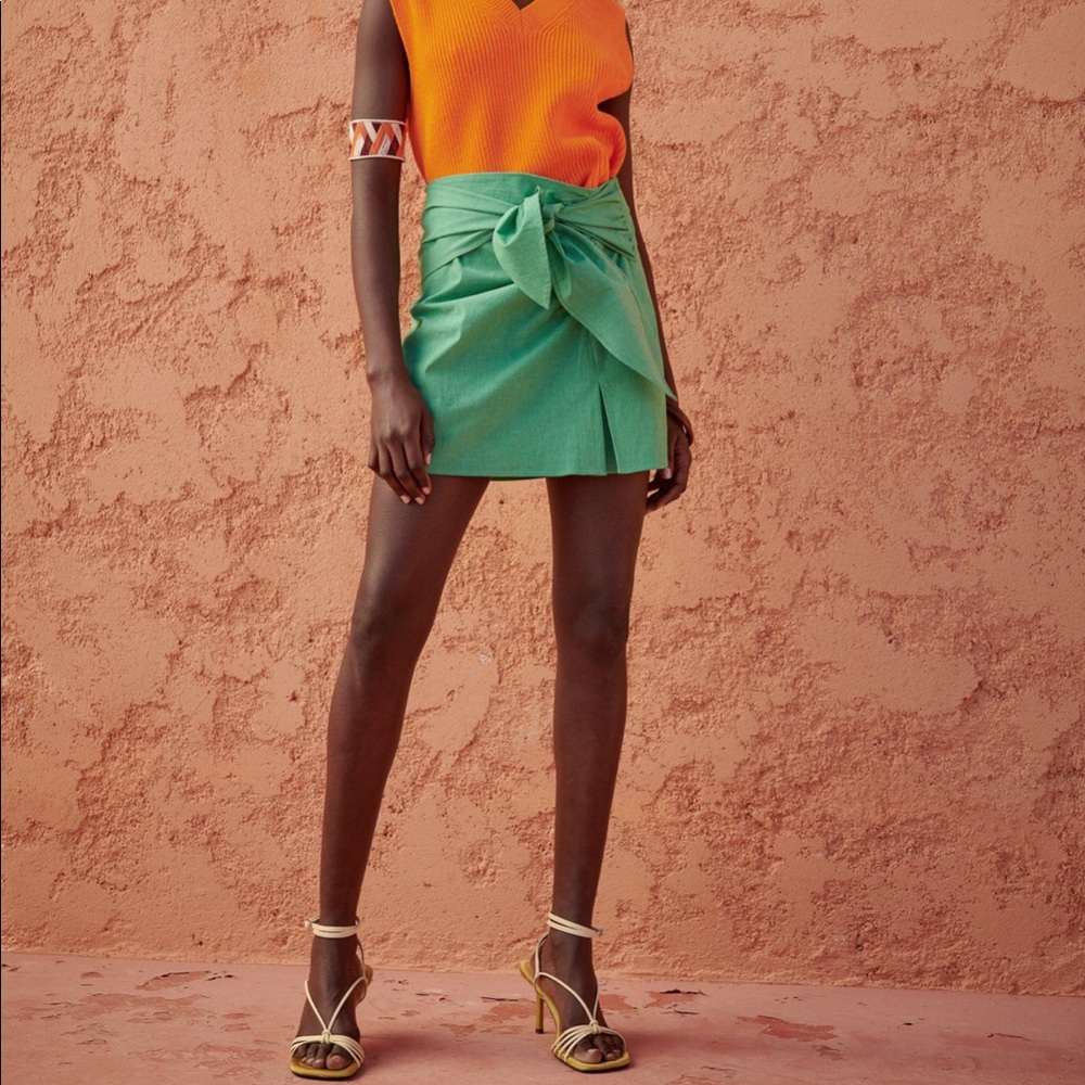 ZARA bow mini skirt GREEN!